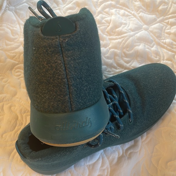 Allbirds Men’s High Top Wool - Runner Up Muzzle Aurora Sneakers. Size 11 - Picture 3 of 6